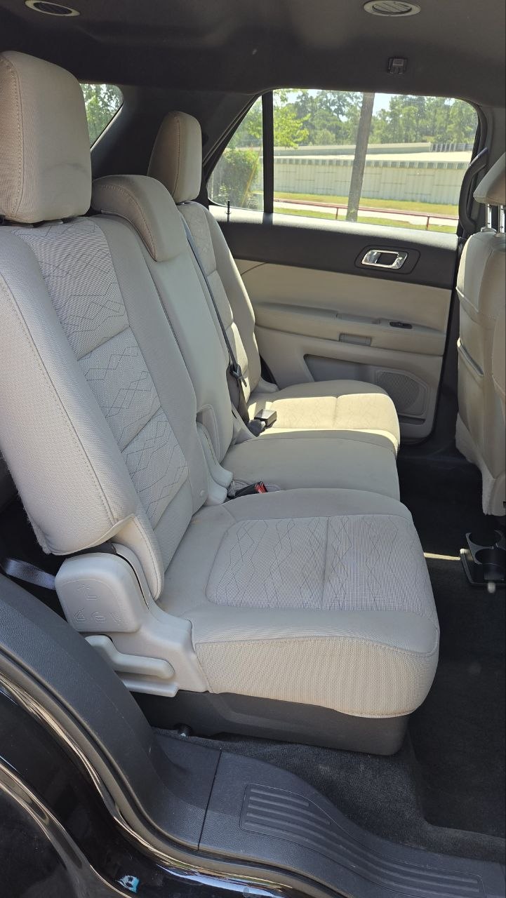 2011 Ford Explorer Base - Photo 13